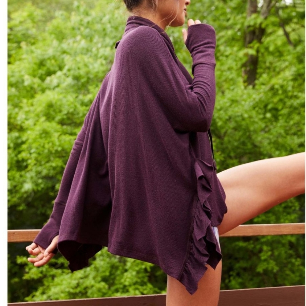 NWT Free People Movement Come Closer Layer Pullover